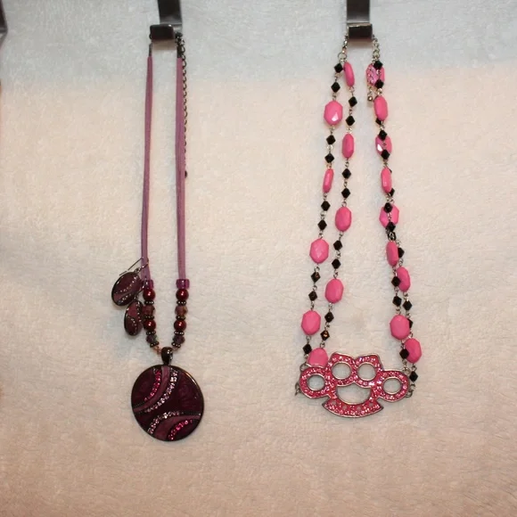 Necklaces - Picture 5 of 11